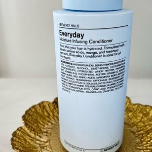 J Beverly Hills Everyday Moisture Infusing Conditioner